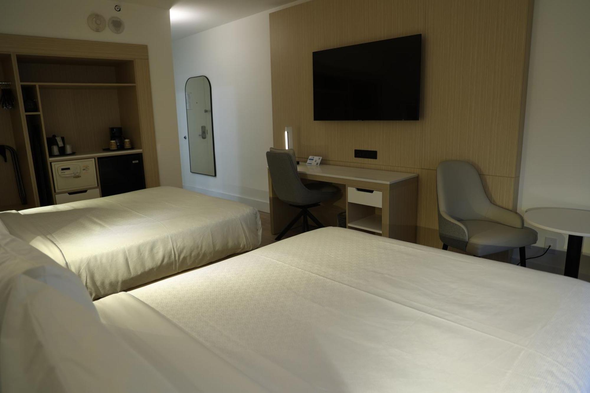 Ocean Sky Hotel & Resort Fort Lauderdale Exterior foto