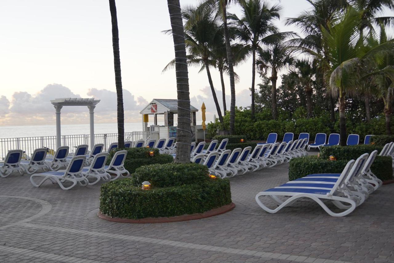 Ocean Sky Hotel & Resort Fort Lauderdale Exterior foto